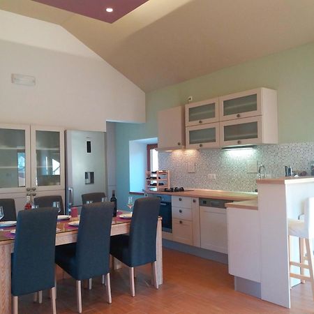 Apartments With A Parking Space Jelsa, Hvar - 8713 الغرفة الصورة